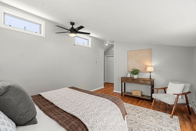 24 Beechwood Road, Hudson, NH 03051