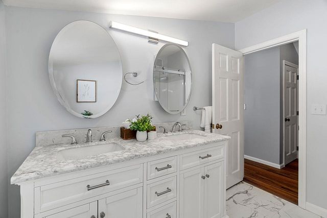 24 Beechwood Road, Hudson, NH 03051