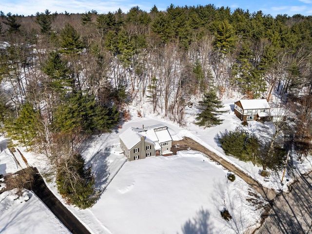 24 Beechwood Road, Hudson, NH 03051