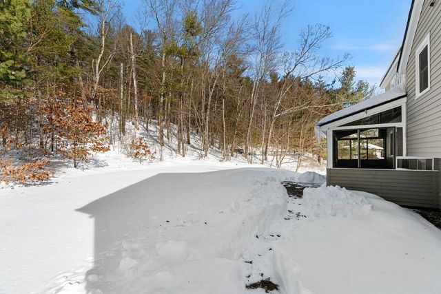 24 Beechwood Road, Hudson, NH 03051