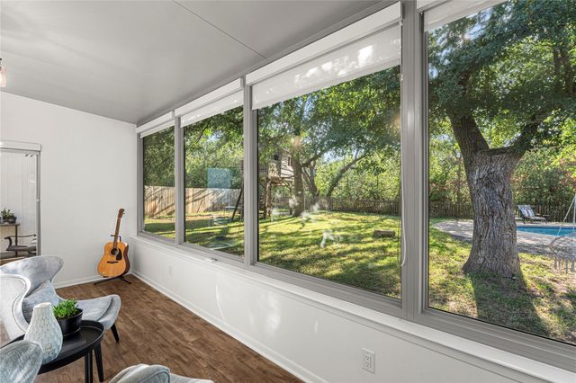 407 Canyon Wren DR, Buda, TX 78610