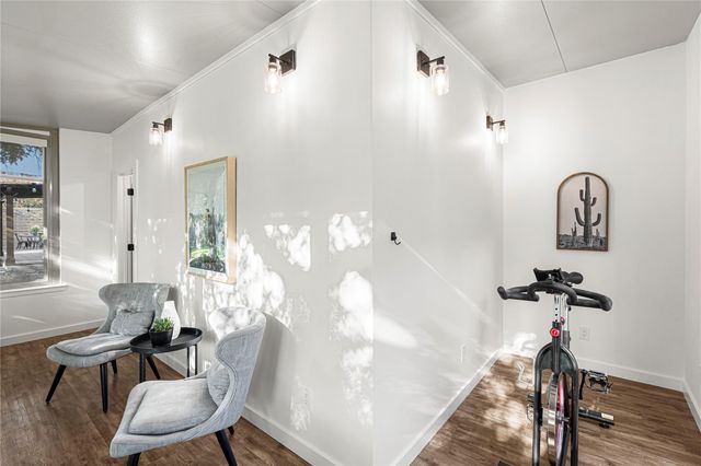 407 Canyon Wren DR, Buda, TX 78610