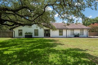 407 Canyon Wren DR, Buda, TX 78610