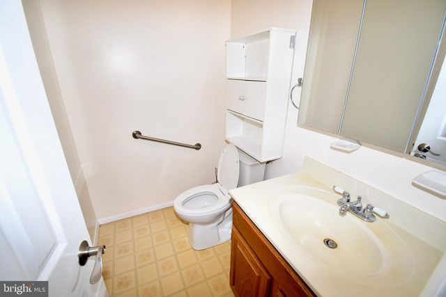 25253 CONRAD CT, Damascus, MD 20872