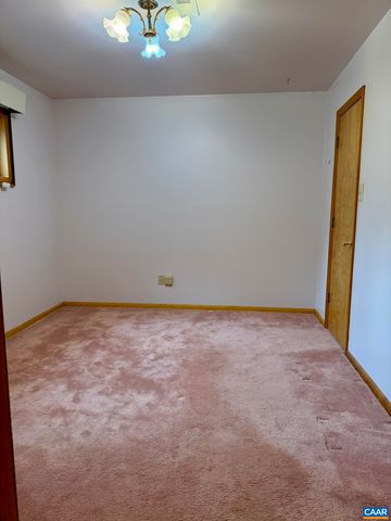 670 BABER LN, Scottsville, VA 24590