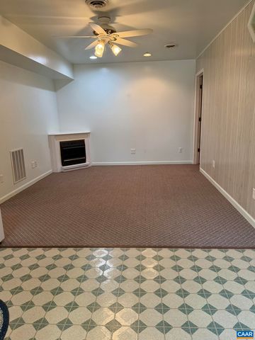 670 BABER LN, Scottsville, VA 24590