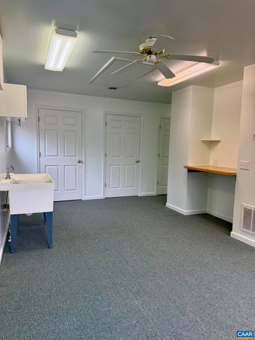 670 BABER LN, Scottsville, VA 24590