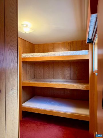 670 BABER LN, Scottsville, VA 24590