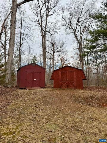 670 BABER LN, Scottsville, VA 24590