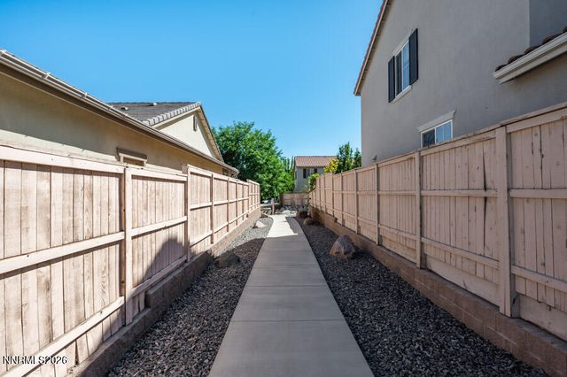 10742 Ridgebrook Drive, Reno, NV 89521