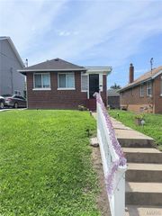 6730 Wynhill Drive, St Louis, MO 63133