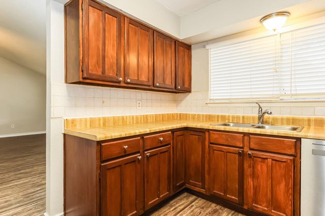 20327 Bridgedale Lane, Humble, TX 77338