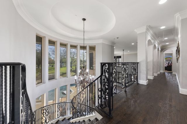 332 Sedona Falls Drive, Sunnyvale, TX 75182