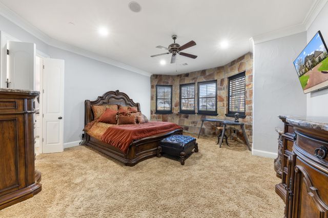 332 Sedona Falls Drive, Sunnyvale, TX 75182