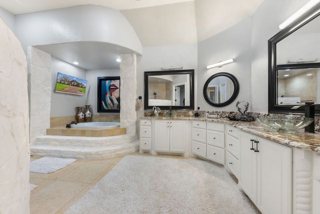 332 Sedona Falls Drive, Sunnyvale, TX 75182