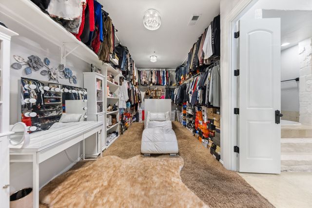 332 Sedona Falls Drive, Sunnyvale, TX 75182