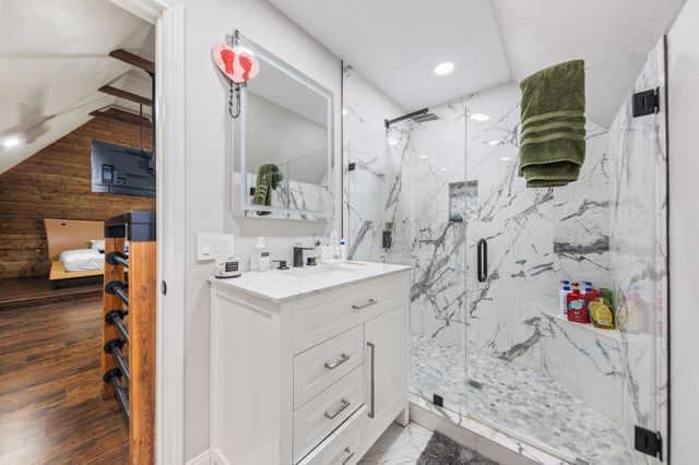 332 Sedona Falls Drive, Sunnyvale, TX 75182