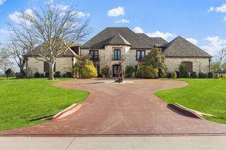 332 Sedona Falls Drive, Sunnyvale, TX 75182