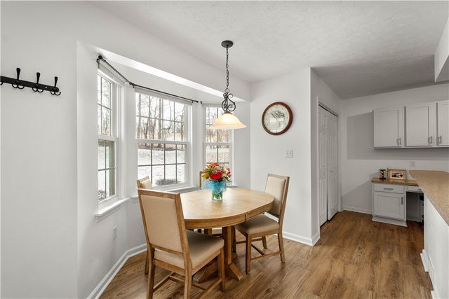 221 Arrowhead Ln, Nottingham, PA 15330