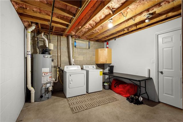 221 Arrowhead Ln, Nottingham, PA 15330