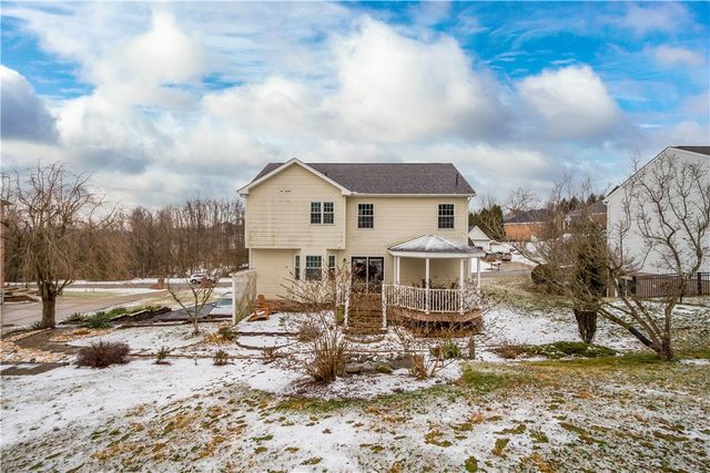 221 Arrowhead Ln, Nottingham, PA 15330