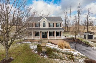 221 Arrowhead Ln, Nottingham, PA 15330
