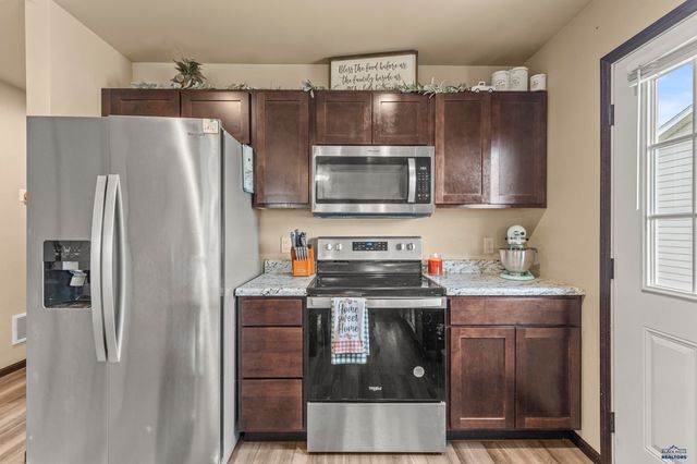 524 DIAMOND RIDGE BOULEVARD, Rapid City, SD 57703