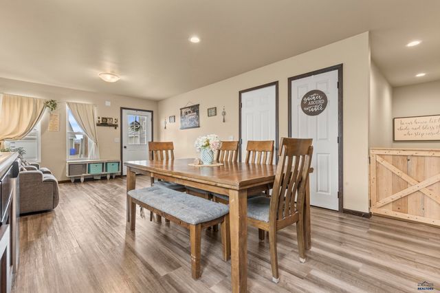 524 DIAMOND RIDGE BOULEVARD, Rapid City, SD 57703