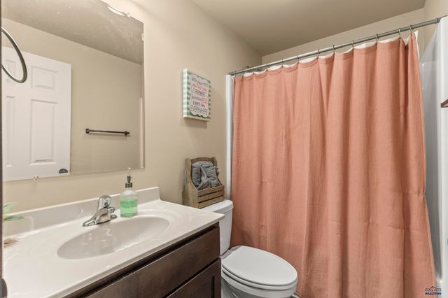 524 DIAMOND RIDGE BOULEVARD, Rapid City, SD 57703