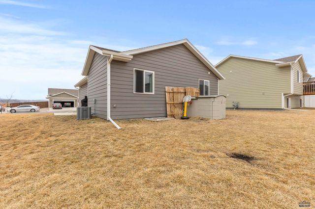 524 DIAMOND RIDGE BOULEVARD, Rapid City, SD 57703