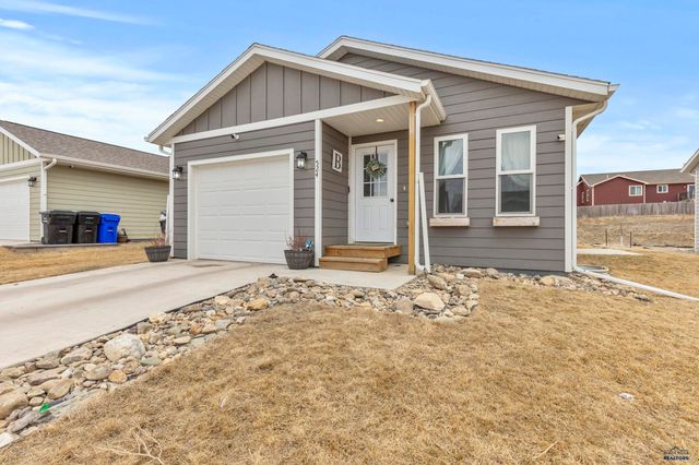 524 DIAMOND RIDGE BOULEVARD, Rapid City, SD 57703