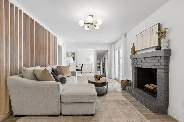 2617 Beechmont Drive, Dallas, TX 75228