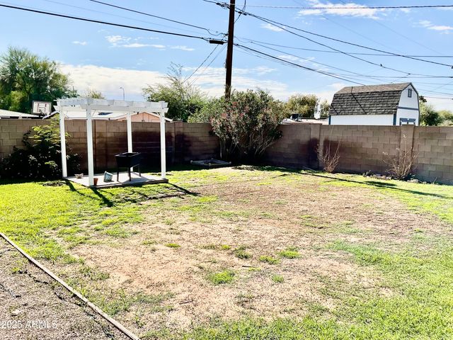 1705 W CAMPBELL Avenue, Phoenix, AZ 85015