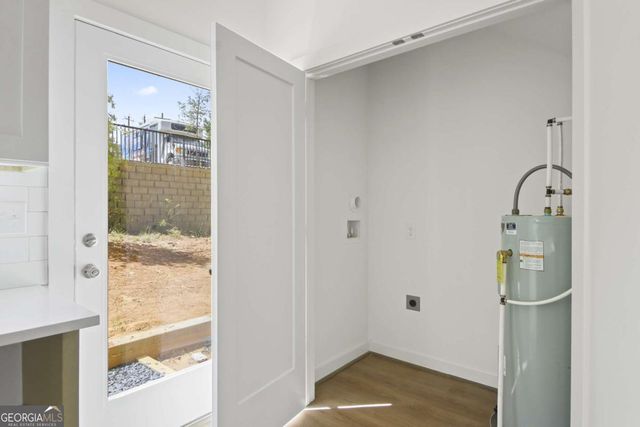 1070 Dill Avenue SW 104, Atlanta, GA 30310