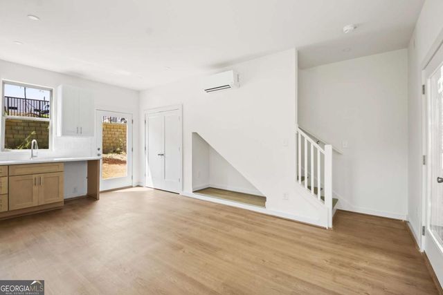 1070 Dill Avenue SW 104, Atlanta, GA 30310