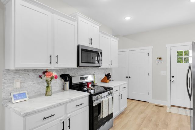 795 19th Ave, W, Springfield, TN 37172