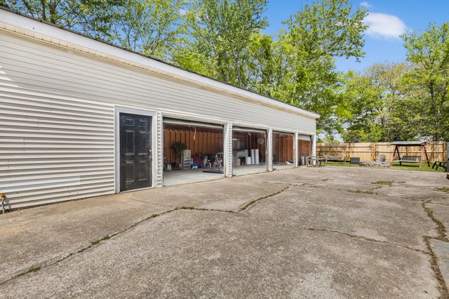 795 19th Ave, W, Springfield, TN 37172