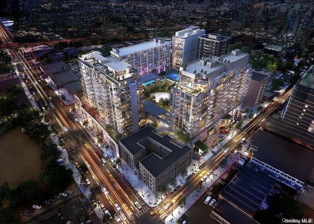 13327 39th Avenue 5Q, Flushing, NY 11354