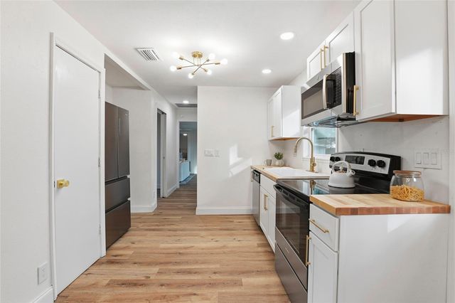 425 SE 2ND STREET, Williston, FL 32696