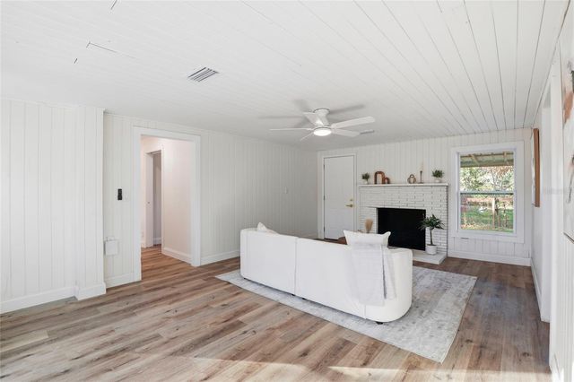 425 SE 2ND STREET, Williston, FL 32696