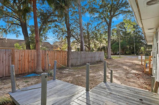 425 SE 2ND STREET, Williston, FL 32696