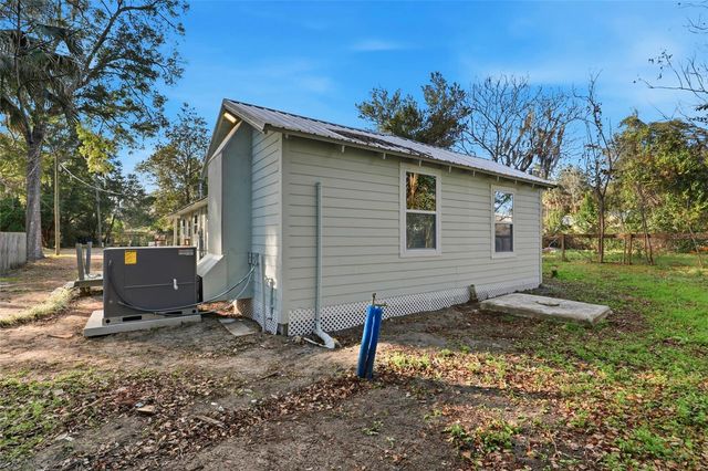 425 SE 2ND STREET, Williston, FL 32696