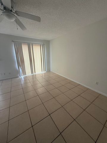 633 Executive Center Drive L202, West Palm Beach, FL 33401