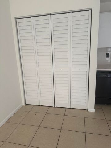 633 Executive Center Drive L202, West Palm Beach, FL 33401