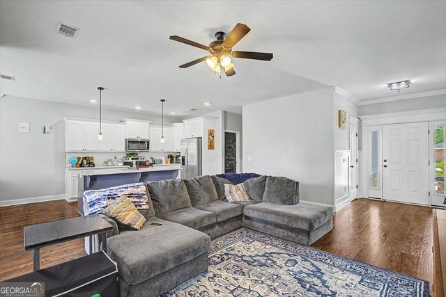 129 Timberland Drive NE, Ludowici, GA 31316