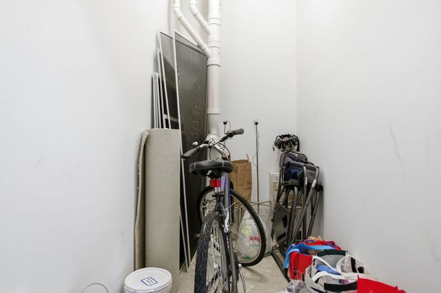 1418 W Fillmore Street 3W, Chicago, IL 60607