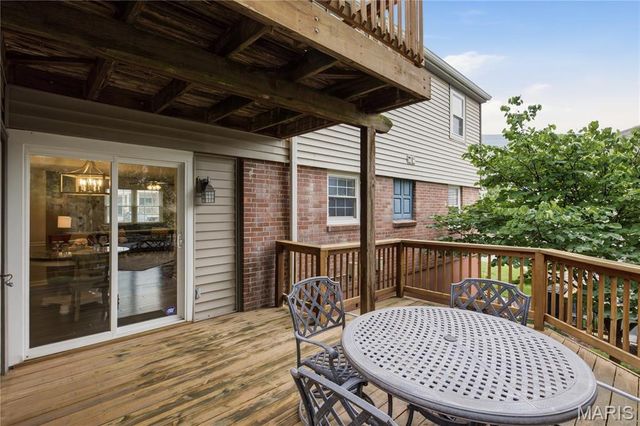 1443 Bobolink Place, Brentwood, MO 63144