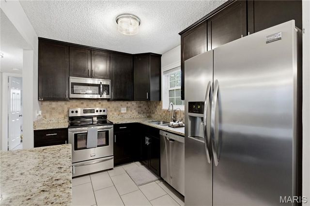 1443 Bobolink Place, Brentwood, MO 63144
