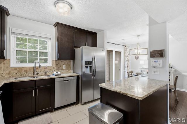 1443 Bobolink Place, Brentwood, MO 63144