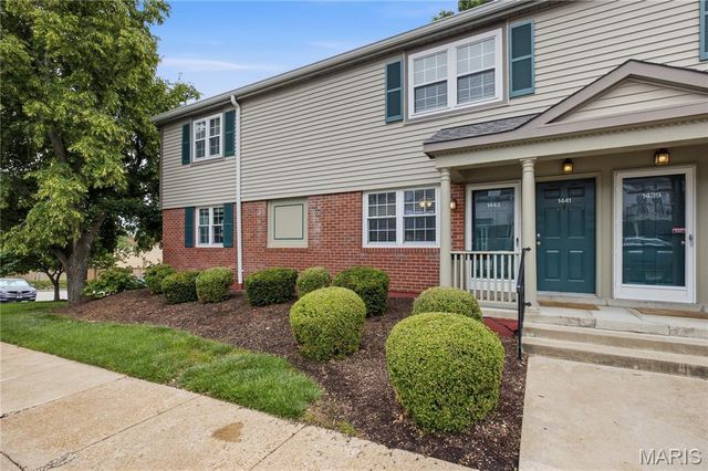1443 Bobolink Place, Brentwood, MO 63144